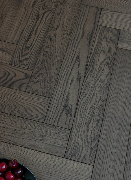 Инженерная доска Karelia HERRINGBONE Oak Brandy NATUR 1S OIL MAT