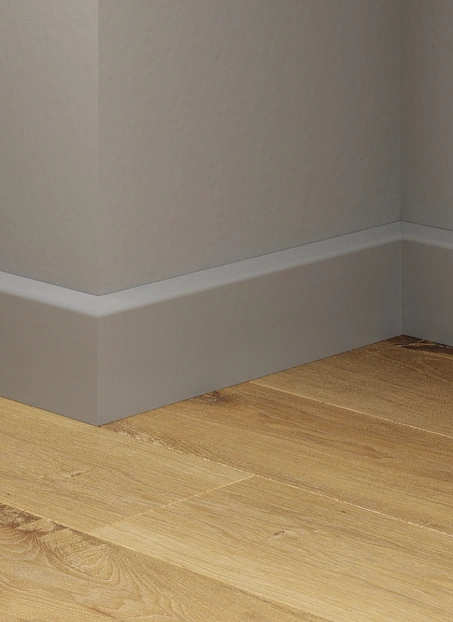 Плинтус напольный Winart QUADRO Титаниум 040