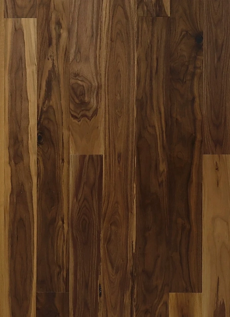 Паркетная доска Karelia EARTH Walnut Lacquered COUNTRY 1S LAC S.MAT>